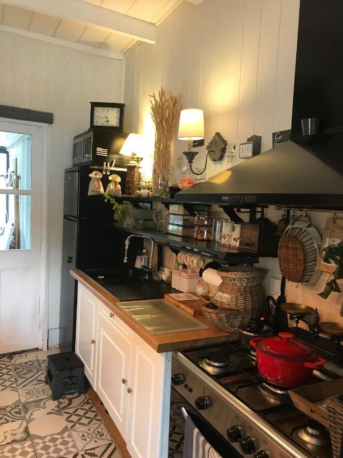L'Atelier De Jocelyne Apartment Beuzeville Exterior foto